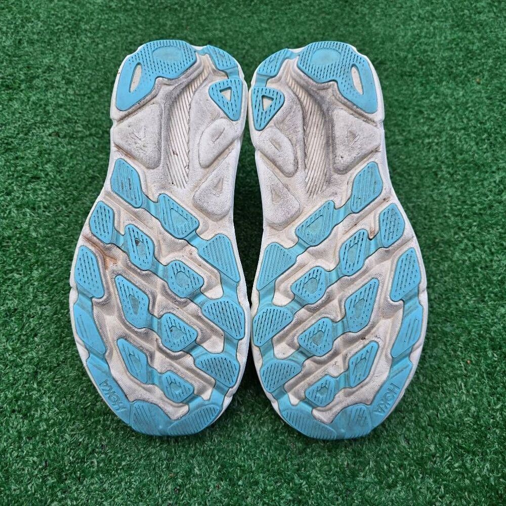 Hoka One One Clifton 9 - Women's Runnig shoes - Size 10B - Picture 9 of 11